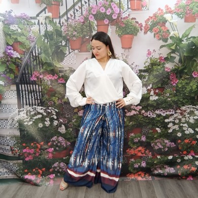 Pantalón de Pata Ancha: Elegancia y Comodidad para Eventos Especiales Pantalón de Pata Ancha: Elegancia y Comodidad para Eventos Especiales