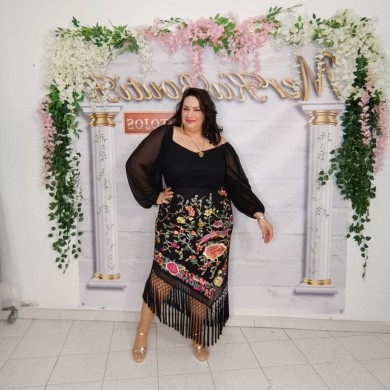 Falda para Eventos - Bordado y Flecos al Estilo Mantón de Manila Falda para Eventos - Bordado y Flecos al Estilo Mantón de Manila