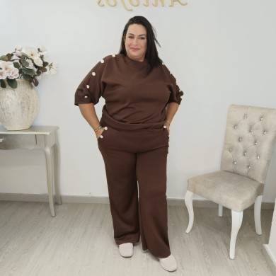 Conjunto Deportivo Chic: Estilo y Comodidad para Cada Ocasión Conjunto Deportivo Chic: Estilo y Comodidad para Cada Ocasión