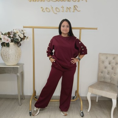 Conjunto Deportivo Chic: Estilo y Comodidad para Cada Ocasión Conjunto Deportivo Chic: Estilo y Comodidad para Cada Ocasión