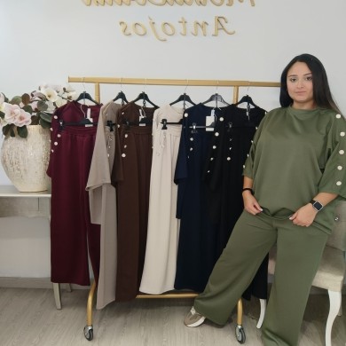 Conjunto Deportivo Chic: Estilo y Comodidad para Cada Ocasión Conjunto Deportivo Chic: Estilo y Comodidad para Cada Ocasión