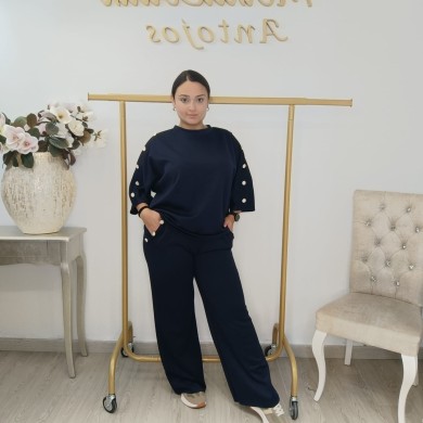 Conjunto Deportivo Chic: Estilo y Comodidad para Cada Ocasión Conjunto Deportivo Chic: Estilo y Comodidad para Cada Ocasión