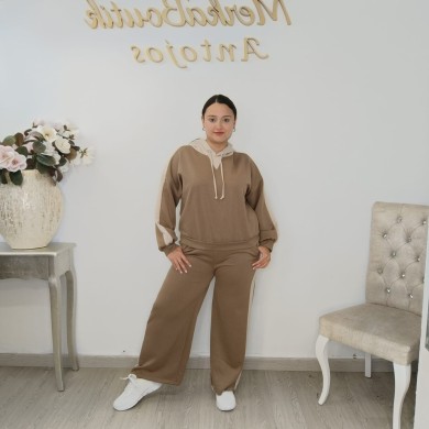 Conjunto Deportivo: Sudadera con Capucha y Pantalón Corte Recto Conjunto Deportivo: Sudadera con Capucha y Pantalón Corte Recto