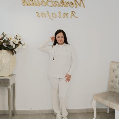 Conjunto Deportivo: Sudadera con Capucha y Pantalón Casual y Cómodo Conjunto Deportivo: Sudadera con Capucha y Pantalón Casual y Cómodo
