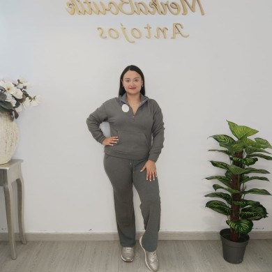 Conjunto Deportivo: Sudadera y Pantalón Corte Recto para Tu Estilo Conjunto Deportivo: Sudadera y Pantalón Corte Recto para Tu Estilo