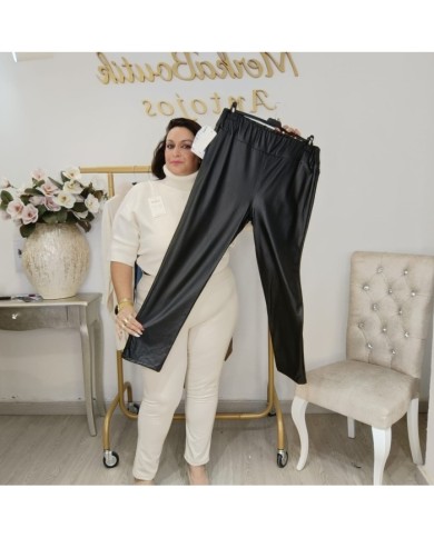 Leggings de Polipiel de Cintura Alta: Estilo y Comodidad para Curvy Leggings de Polipiel de Cintura Alta: Estilo y Comodidad para Curvy