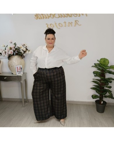 Pantalones de Cuadros: Estilo Versátil para Cada Ocasión - ¡Descúbrelos! Pantalones de Cuadros: Estilo Versátil para Cada Ocasión - ¡Descúbrelos!